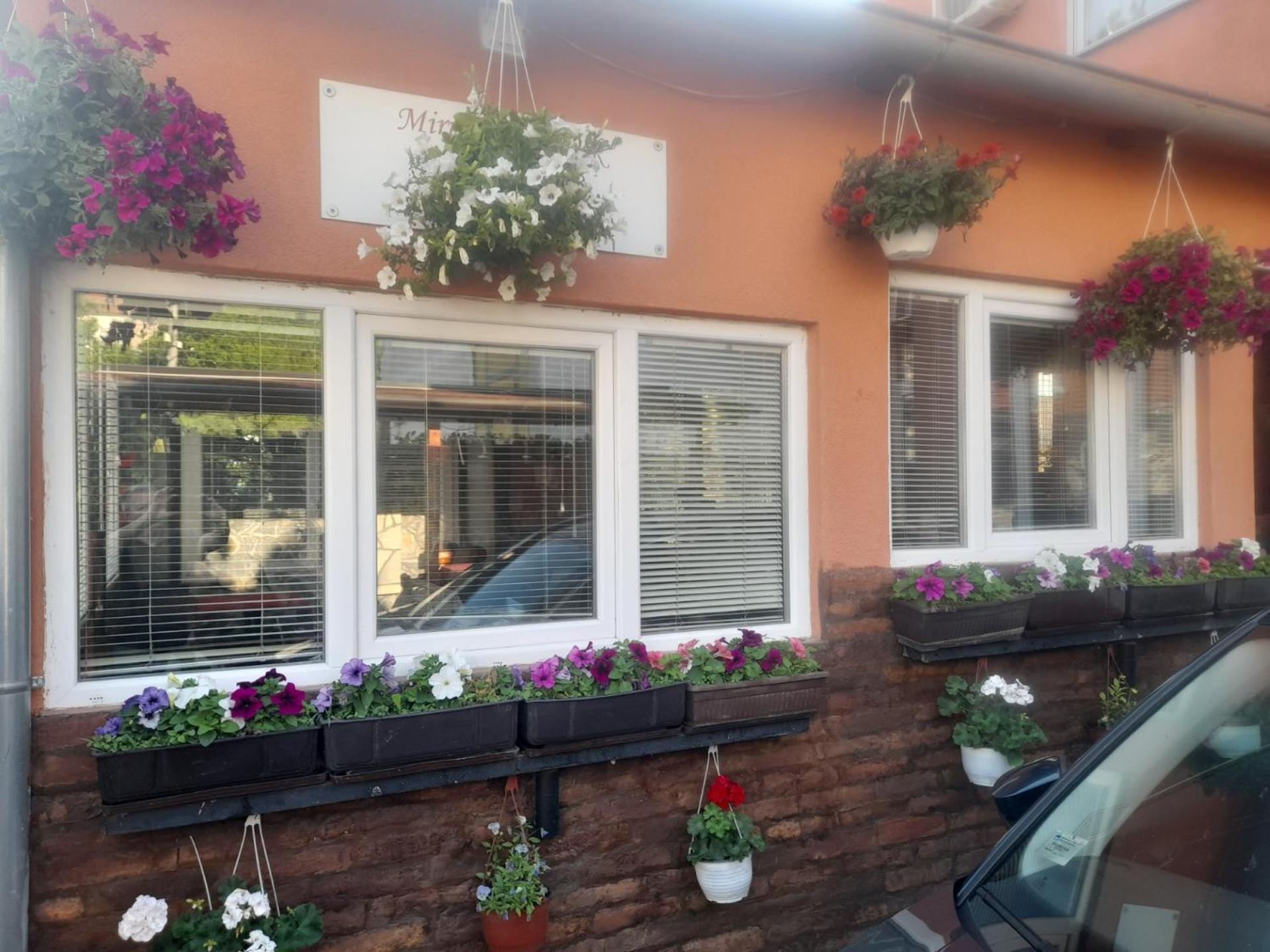 Guest House Mirijevski Konak Белград Екстериор снимка