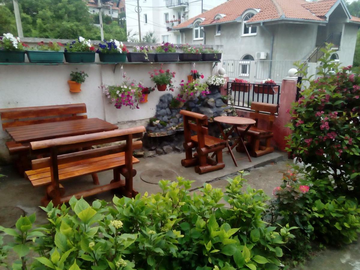Guest House Mirijevski Konak Белград Екстериор снимка